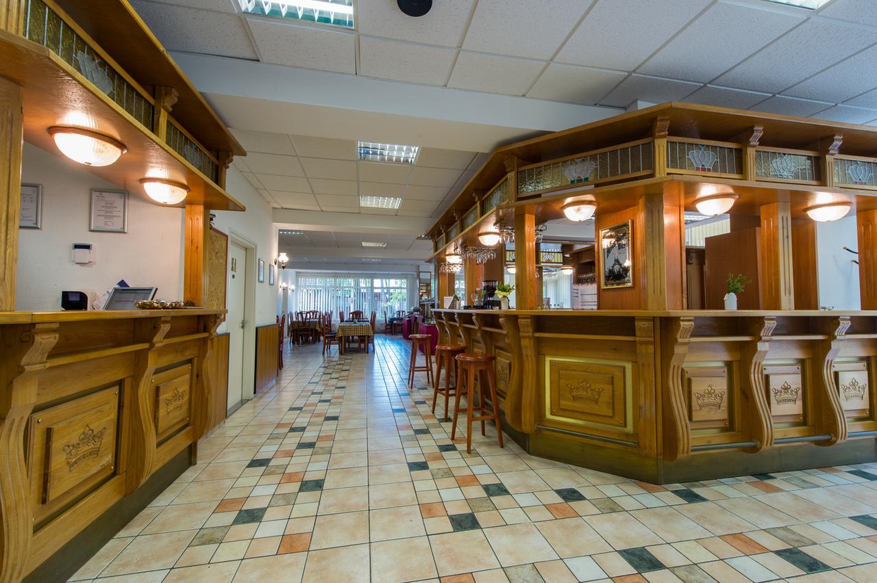 Hotel Nostra Siofok Ngoại thất bức ảnh