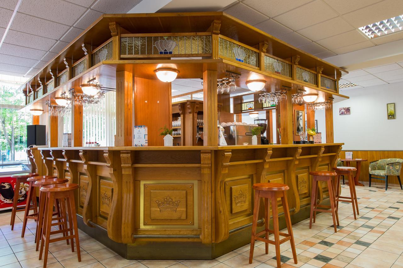 Hotel Nostra Siofok Ngoại thất bức ảnh